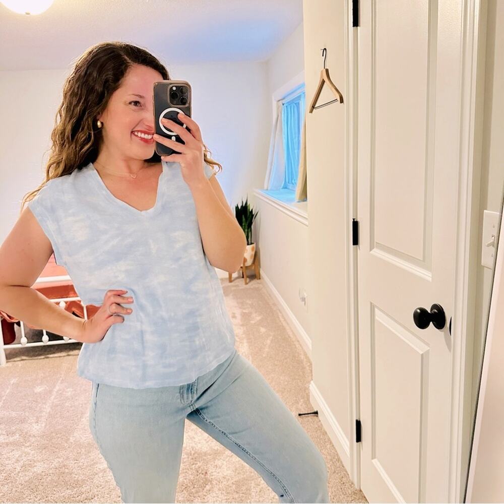 Tuckernuck Raquel Allegra Basic Blue Cotton Tie Dye Blouse Small
